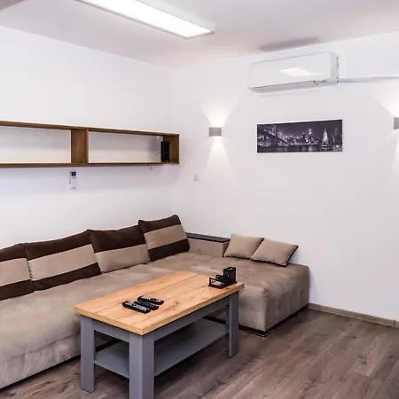 Luxure Apart Alex 索菲亞