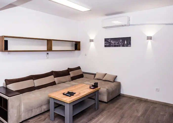 Luxure Apart Alex 索菲亞